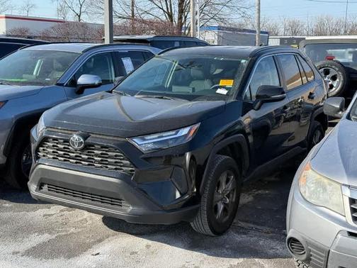 2025 Toyota RAV4 XLE