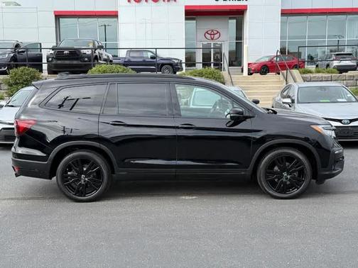 2022 Honda Pilot Black Edition
