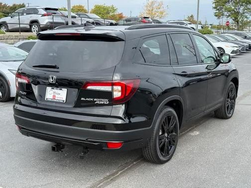 2022 Honda Pilot Black Edition