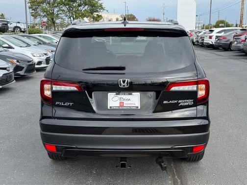 2022 Honda Pilot Black Edition