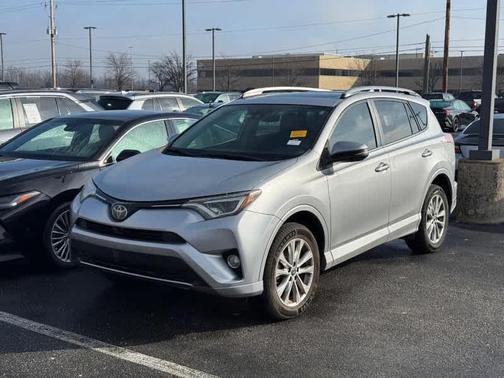 2017 Toyota RAV4 Platinum