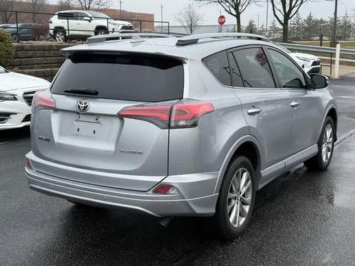 2017 Toyota RAV4 Platinum