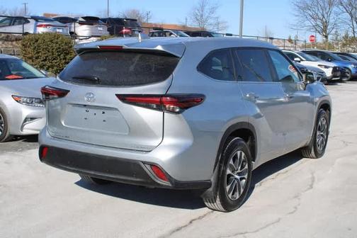 2024 Toyota Highlander XLE