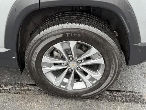 Sterling Gray Metallic 2025 Chevrolet Equinox 1LT