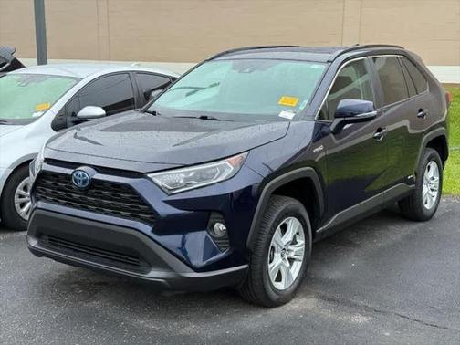 2021 Toyota RAV4 Hybrid XLE