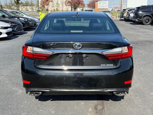 2017 Lexus ES 350 Base