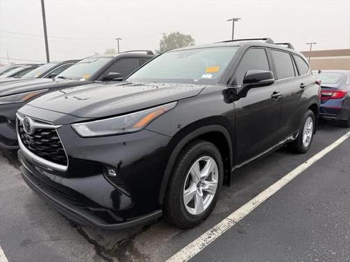 2023 Toyota Highlander LE