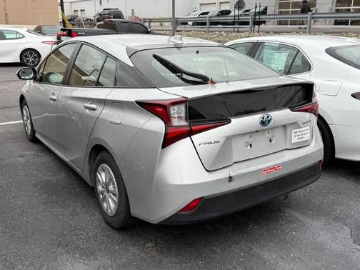 2020 Toyota Prius LE
