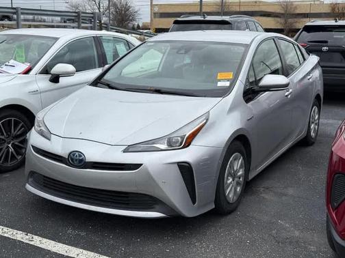2020 Toyota Prius LE