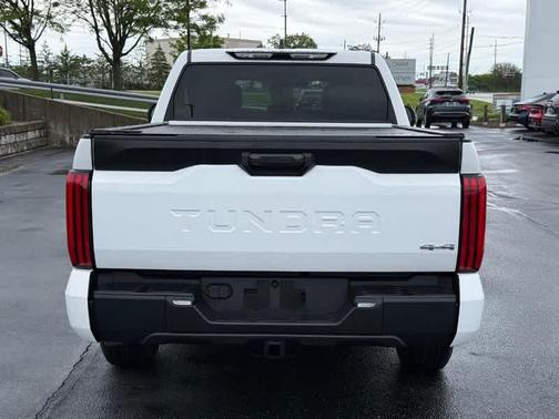 Ice Cap 2024 Toyota Tundra SR5
