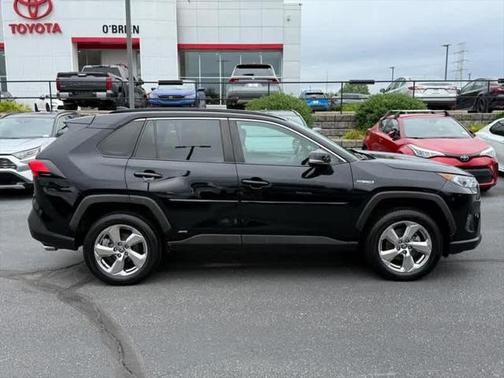 2021 Toyota RAV4 Hybrid XLE Premium