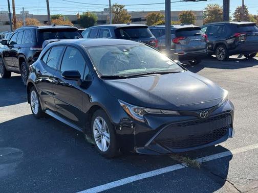 2022 Toyota Corolla Hatchback SE