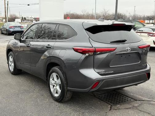2021 Toyota Highlander L