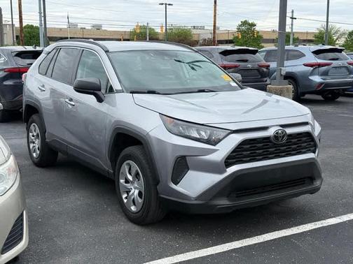 2020 Toyota RAV4 LE