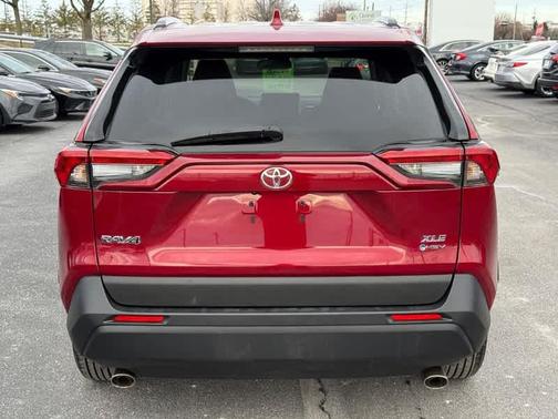 2025 Toyota RAV4 Hybrid XLE