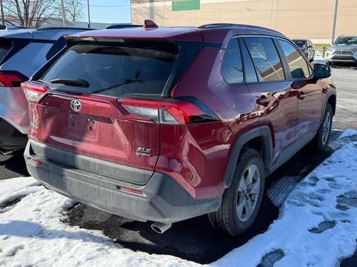 2025 Toyota RAV4 Hybrid XLE