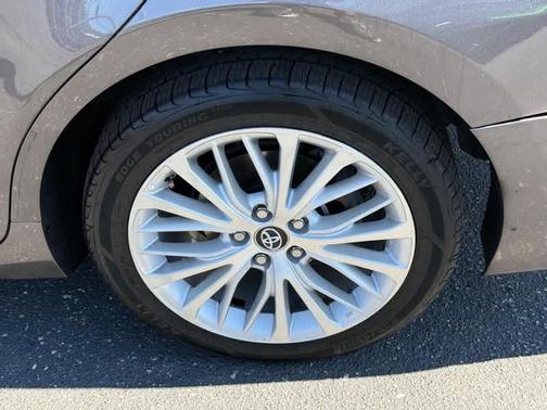 2020 Toyota Camry XLE