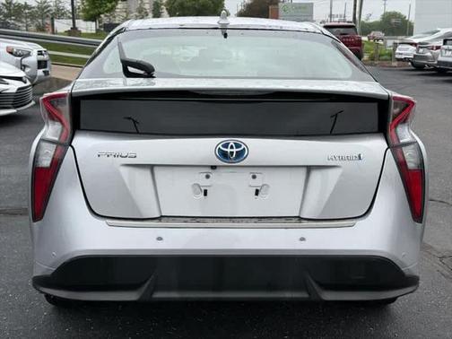2017 Toyota Prius Four Touring