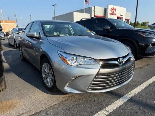 2016 Toyota Camry XLE