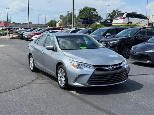 2016 Toyota Camry XLE
