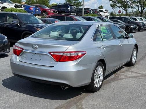 2016 Toyota Camry XLE