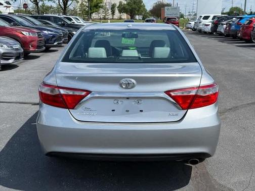 2016 Toyota Camry XLE