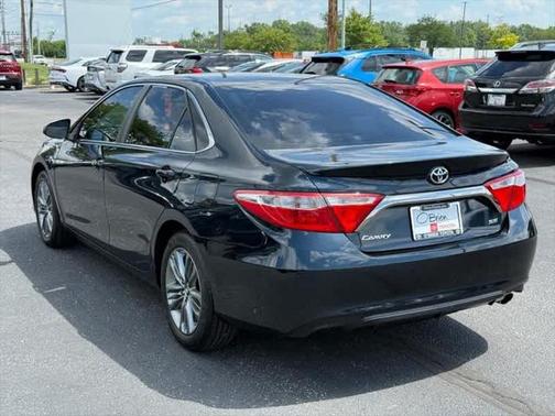 2016 Toyota Camry SE