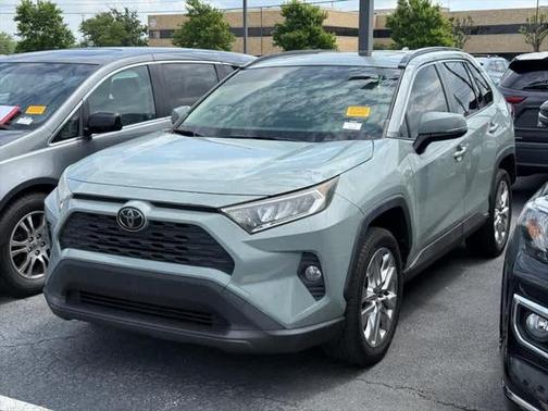 2019 Toyota RAV4 XLE Premium