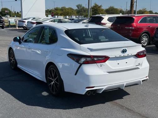 2023 Toyota Camry SE