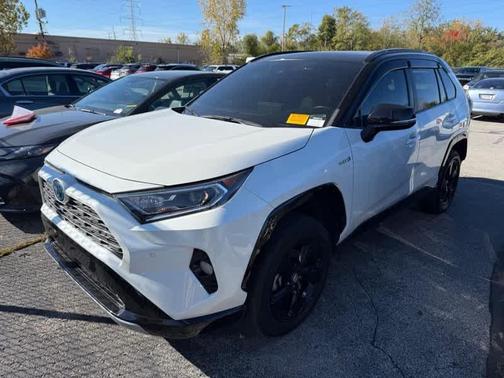 2021 Toyota RAV4 Hybrid SE