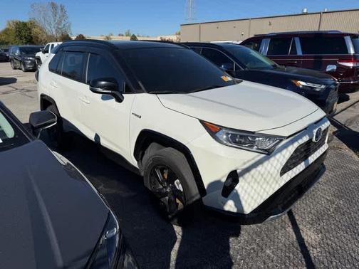 2021 Toyota RAV4 Hybrid SE