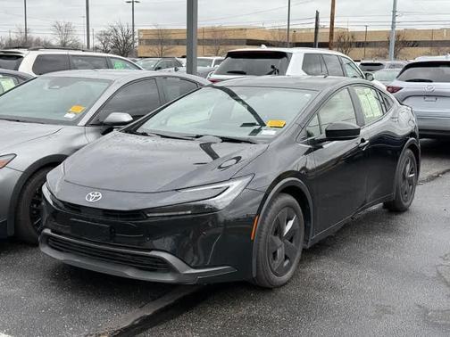 2024 Toyota Prius LE