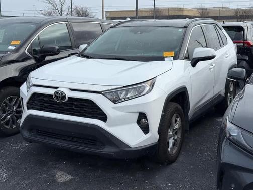 2020 Toyota RAV4 XLE