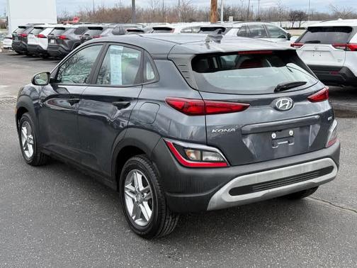 2022 Hyundai KONA SE
