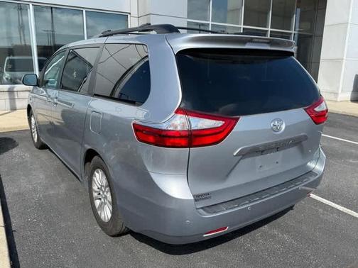 2015 Toyota Sienna XLE Premium