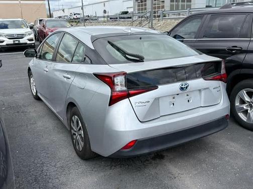 2019 Toyota Prius XLE