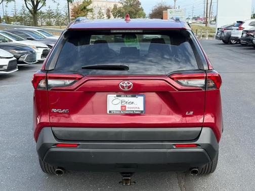 2020 Toyota RAV4 LE