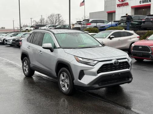 2025 Toyota RAV4 XLE