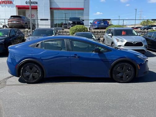 2024 Toyota Prius LE