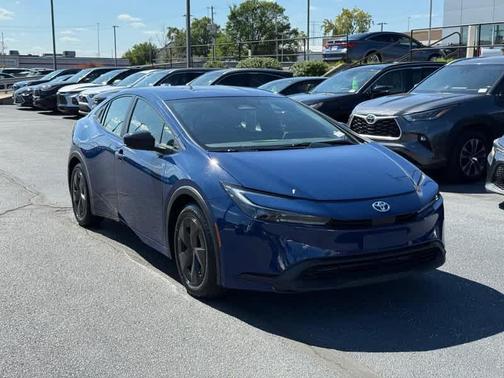 2024 Toyota Prius LE