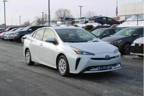 2021 Toyota Prius LE