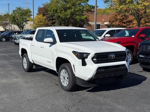 2025 Toyota Tacoma SR5
