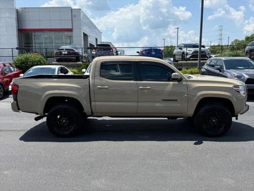 2020 Toyota Tacoma SR5