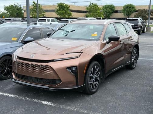 Bronze Age 2025 Toyota Crown Signia XLE