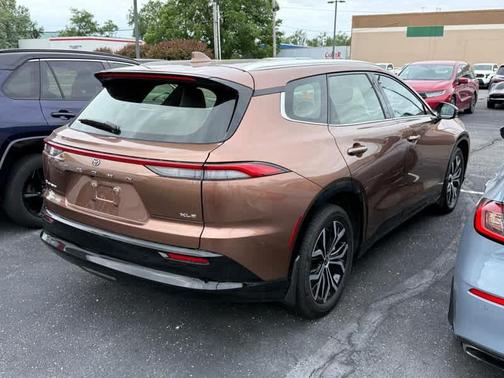 Bronze Age 2025 Toyota Crown Signia XLE