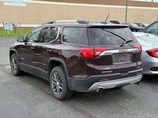 2017 GMC Acadia SLT-1