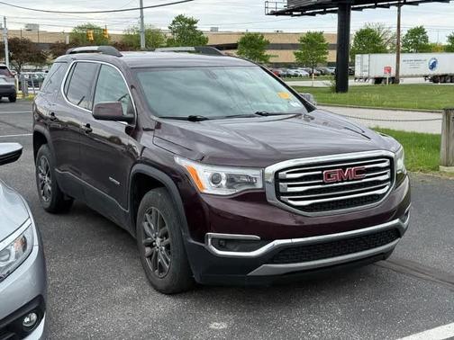 2017 GMC Acadia SLT-1