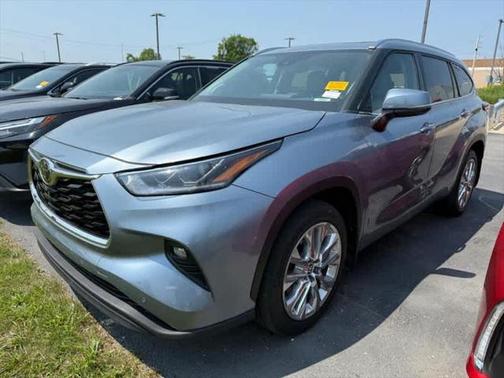 2022 Toyota Highlander Limited