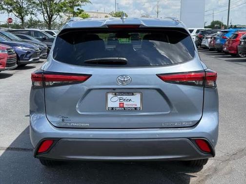 2022 Toyota Highlander Limited