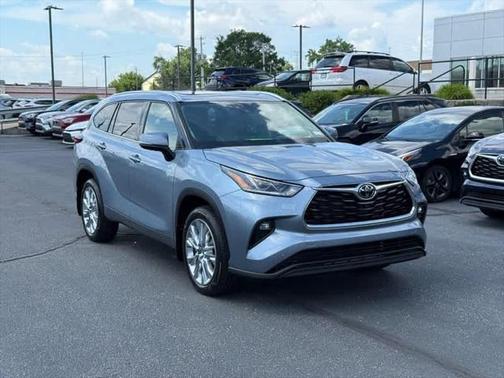 2022 Toyota Highlander Limited
